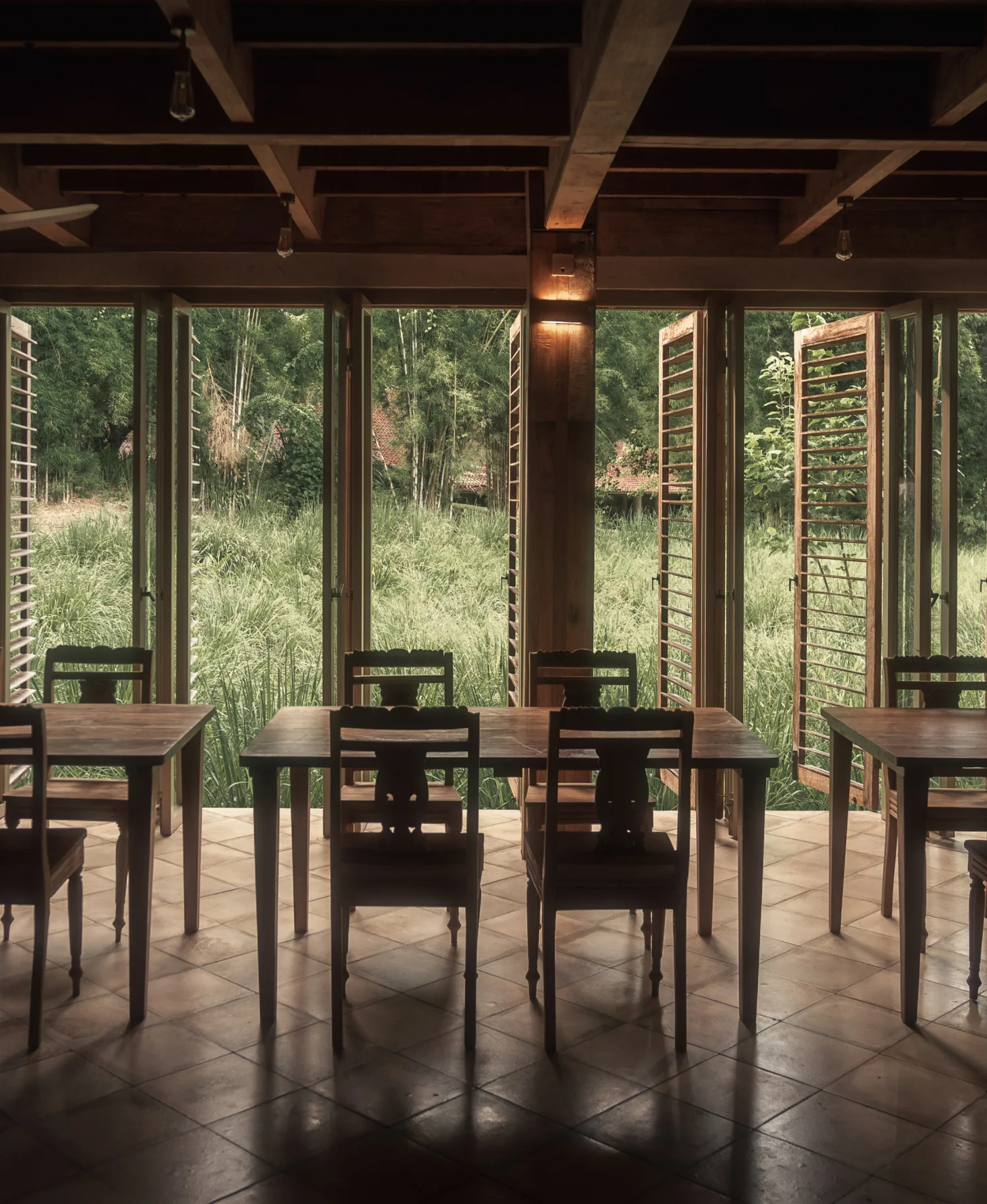 the meeting room image